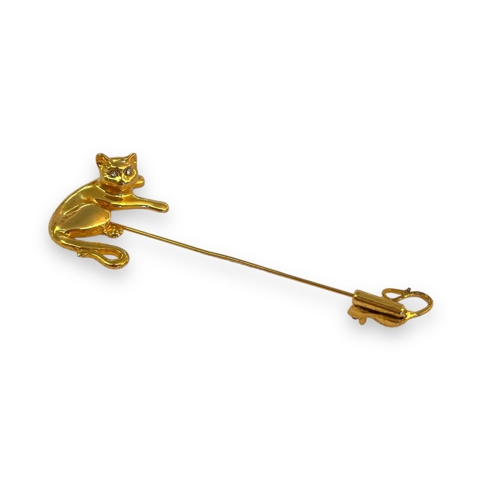 Vintage Cat and Mouse Gold Toned Pin